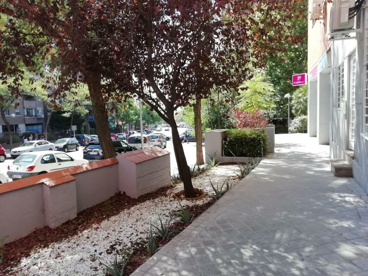 El Pozo-Villalobos Suite Madrid Exterior photo